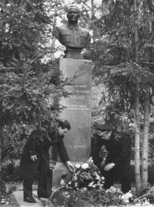 26 октября 1941 году в бою около деревни Леплява Каневского района погиб Аркадий Петрович Гайдар